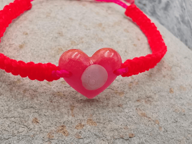 BCO-019 Bracelet cœur orange fluo