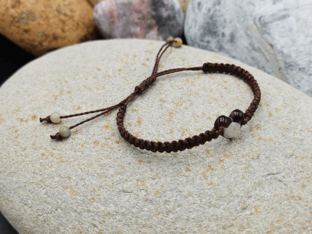 BCO-008 Bracelet petit cœur marron 