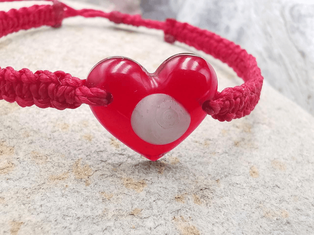 BCO-024 Bracelet petit cœur rouge