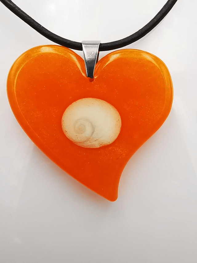PEN-010 Pendentif gros cœur orange