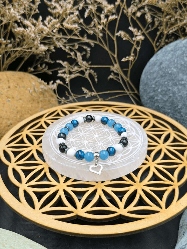 BP.013 Bracelet bleu avec cœur inox 